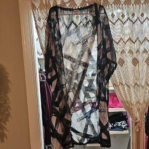 LuLaRoe Black and White Sheer Robe